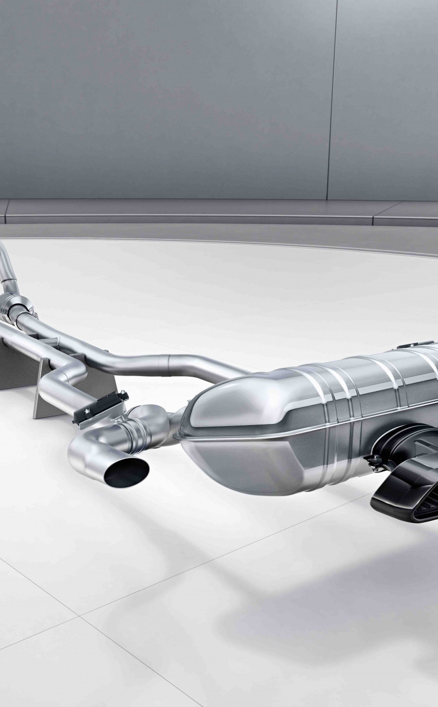 Mercedes-AMG GT R, AMG Performance-Abgasanlage schaltbar. 
Mercedes-AMG GT R. AMG performance exhaust system, selectable.
